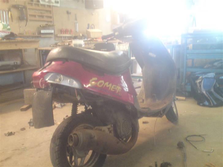 PGO comet solgt billede 5