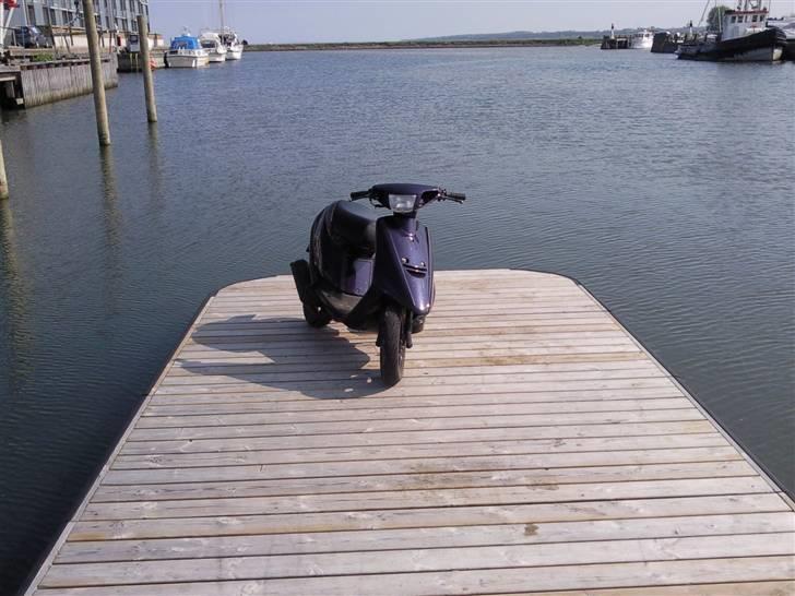 Yamaha jog as Under Kniven! billede 2