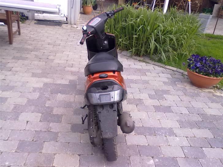 Yamaha jog (SOLGT) billede 7