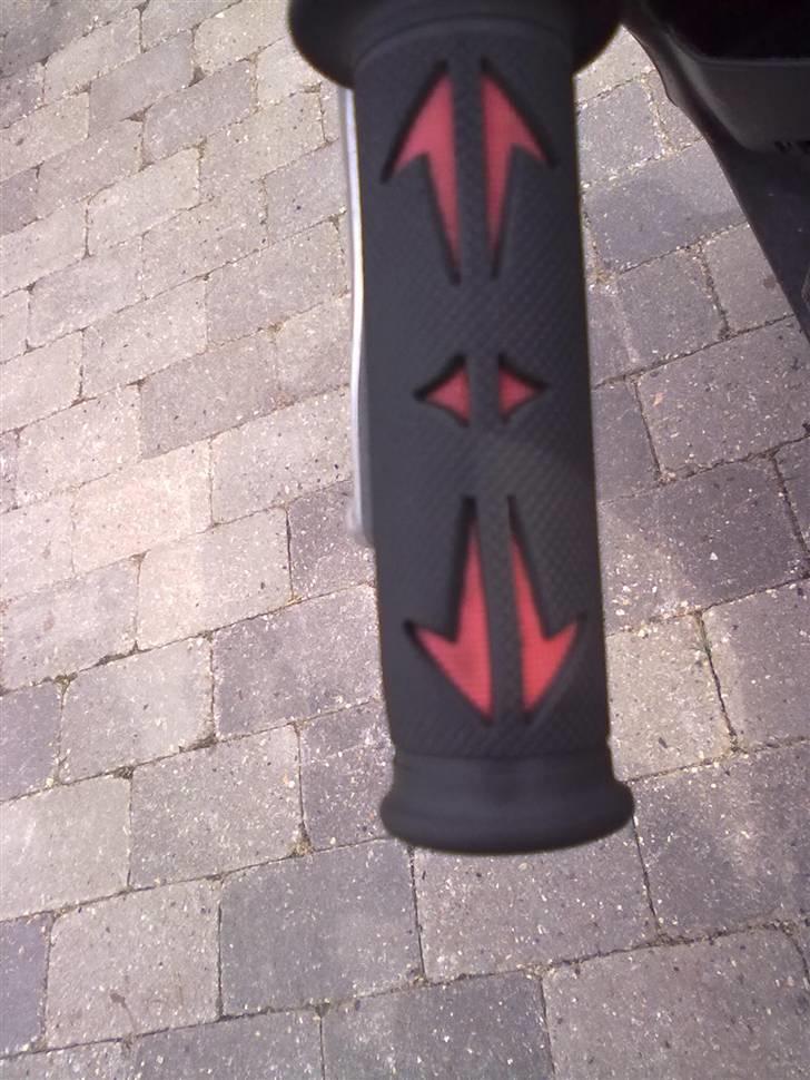 Yamaha jog (SOLGT) billede 9