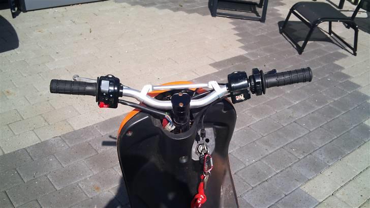 Yamaha jog spaceinnovation SOLGT billede 4