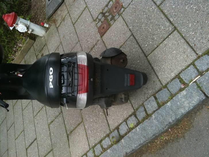 PGO Comet **SOLGT** billede 2