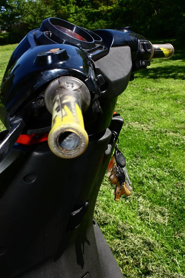Aprilia sr50 ditech byttet - se min dræber giraf i nøglebundet :D  billede 11