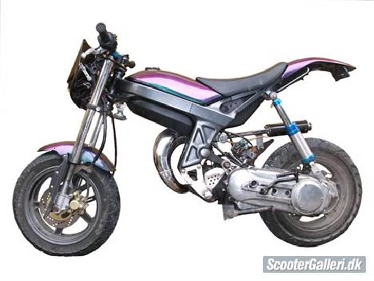 Suzuki street magic billede 2
