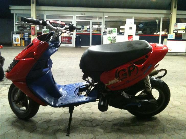 Aprilia Sonic /Neos- Ac ~ SOLGT - Sådan ser den ud nu :) (2. juni) billede 1