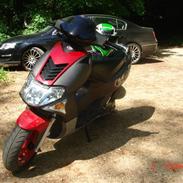 Kymco super 9 (=SOLGT=)