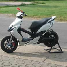 Yamaha jog r ts solgt