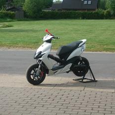 Yamaha jog r ts solgt