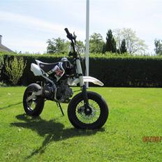 Kayo CRF-OS ''125''ccm solgt/: