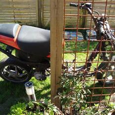 Aprilia SR 50 DD Under Ombygning