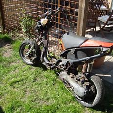Aprilia SR 50 DD Under Ombygning