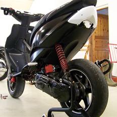 Yamaha Jog R LC RRT OMBYGGET