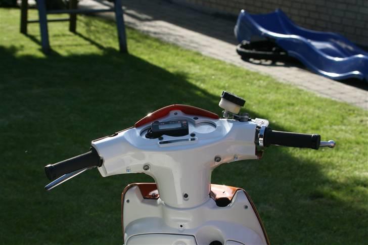 Aprilia Sonic LC TS billede 9