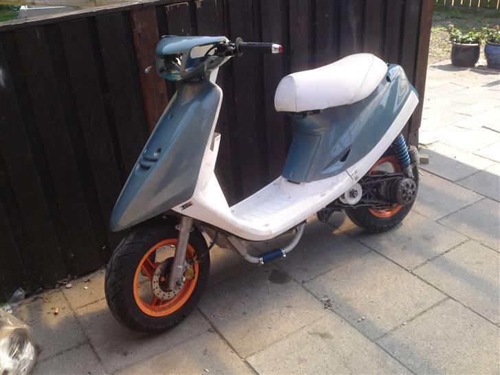 Yamaha Jog Stel&Skjolde byttet - den er langt fra færdig billede 1