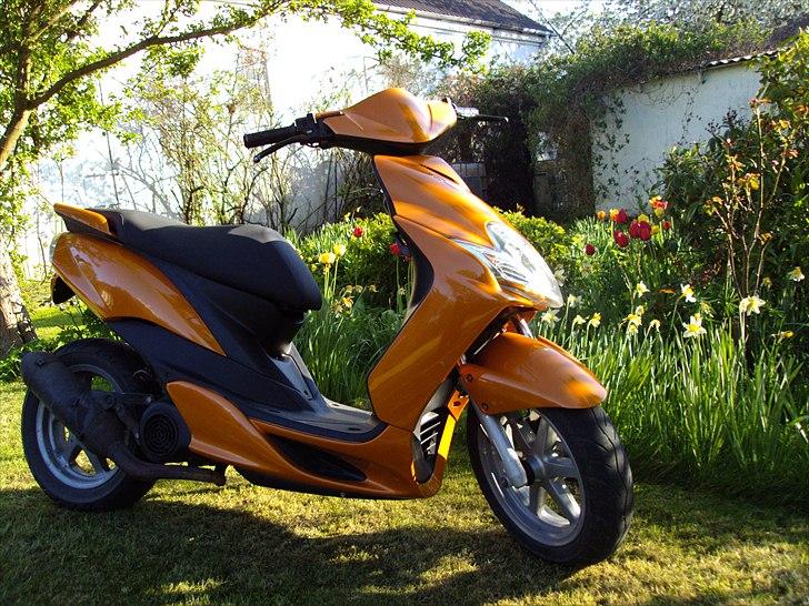 Yamaha jog r billede 8