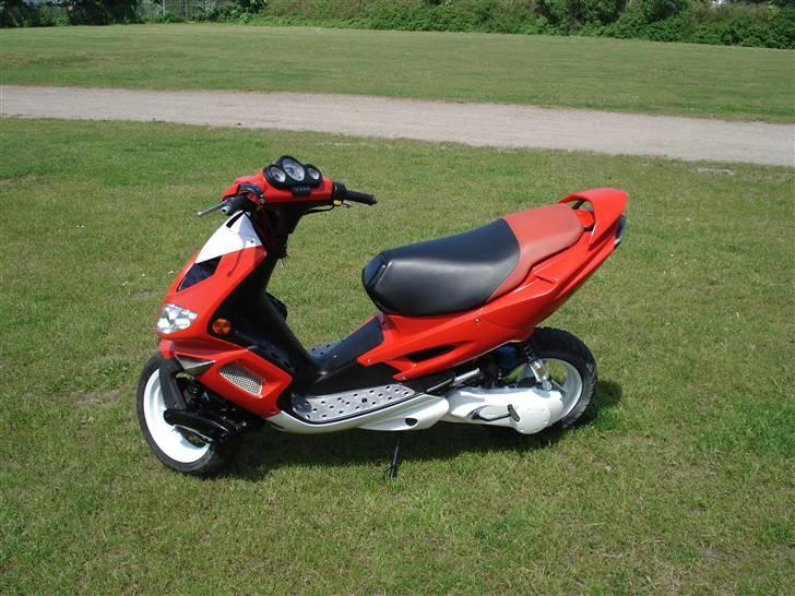 Peugeot Speedfight 2 Wrc billede 2