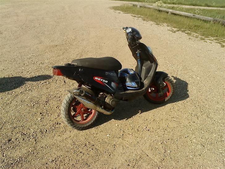 PGO hot 50. billede 10