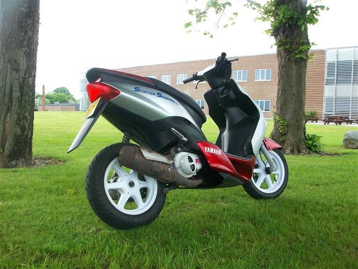 Yamaha Jog r *Total skadet* billede 2