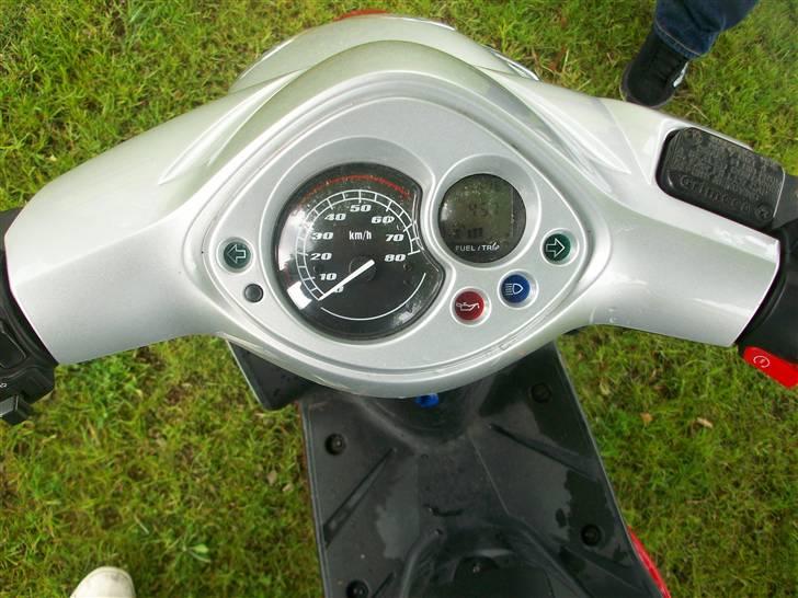 Yamaha Jog r *Total skadet* billede 5