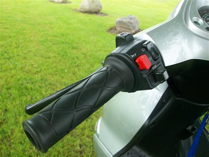 Yamaha Jog r *Total skadet* billede 6