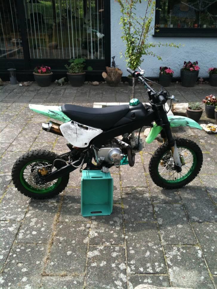 Adly dirt-bike  billede 2