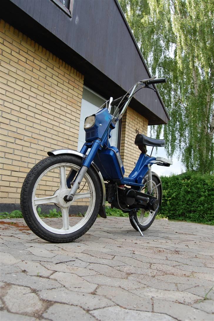 Vespa Super Bravo Solgt :O billede 1