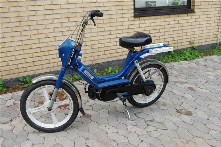 Vespa Super Bravo Solgt :O billede 3