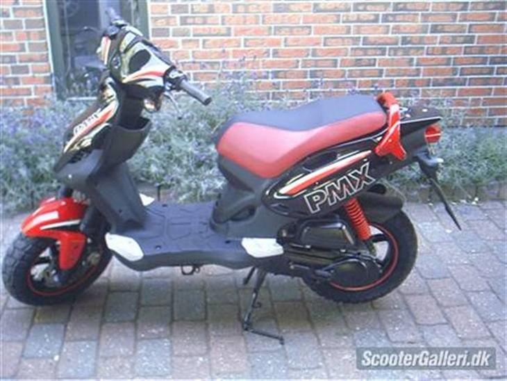 {{currentPhoto.altText}} billede {{currentPhoto.number}}