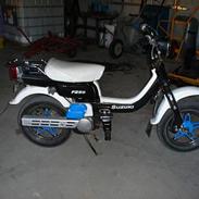 Suzuki FZ50 (SolgT) 