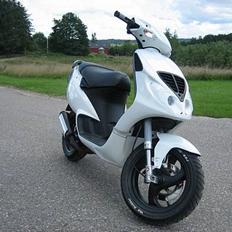 Piaggio NRG *jones* 