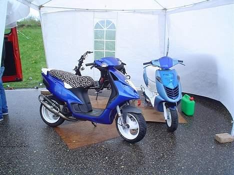 Aprilia Sonic TIL SALG - et lille billede af Kolding træf den fine NRG ved siden er MaLLo´s som mange nok kan se :) billede 9