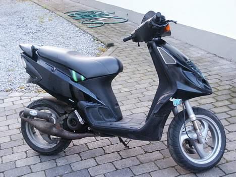 Piaggio NRG       † Holbæk SC † - Ja, det er så kværnen.... Hmm billede 2