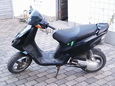 Piaggio NRG       † Holbæk SC † billede 3