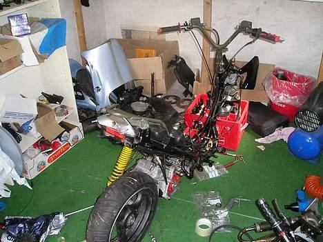 Yamaha Aerox @ SR DD - En uge før den blev samlet helt billede 15