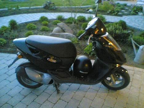 Aprilia Sonic - Lidt af Skattebassen ;$ billede 2