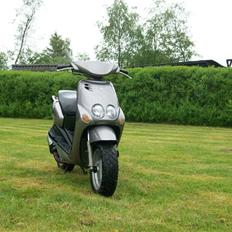 Yamaha neos totalskadet 