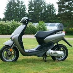 Yamaha neos totalskadet 