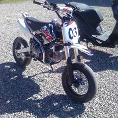 Kayo CRF-H 2010 )(SOLGT)