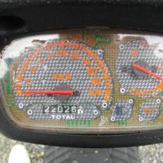 Yamaha bws spy slogt