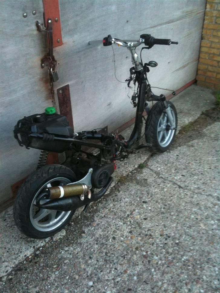 Yamaha jog r solgt billede 10