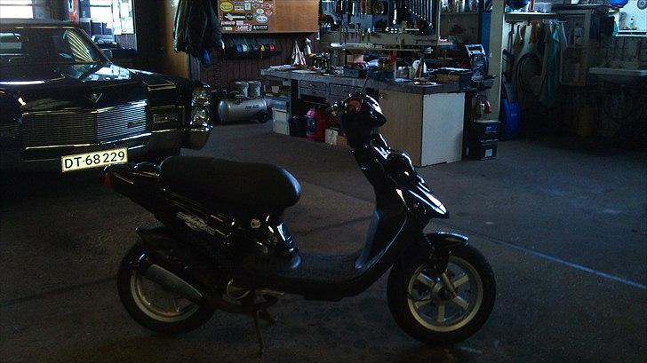 PGO Hot 50 - den til venstre er min  billede 1