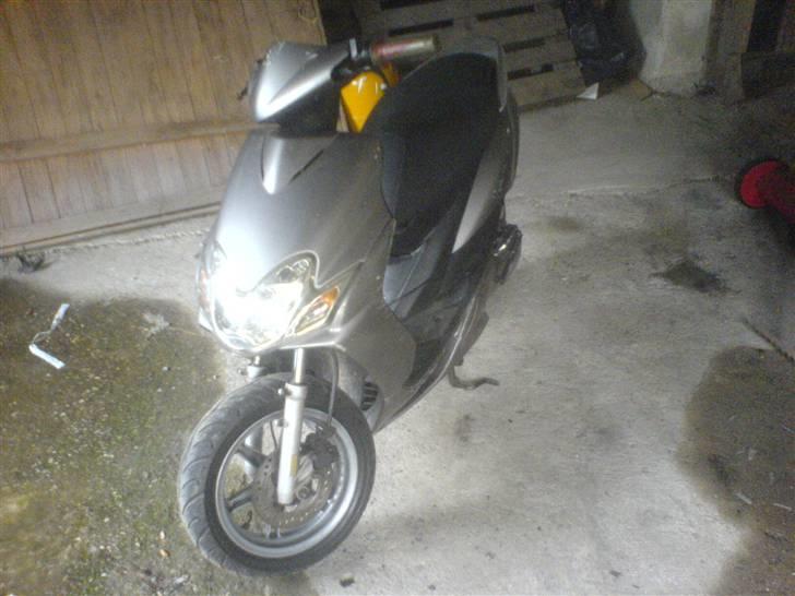 Yamaha jog r *Solgt* billede 1