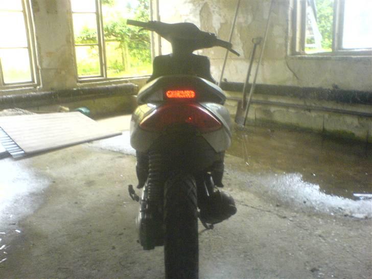 Yamaha jog r *Solgt* billede 4