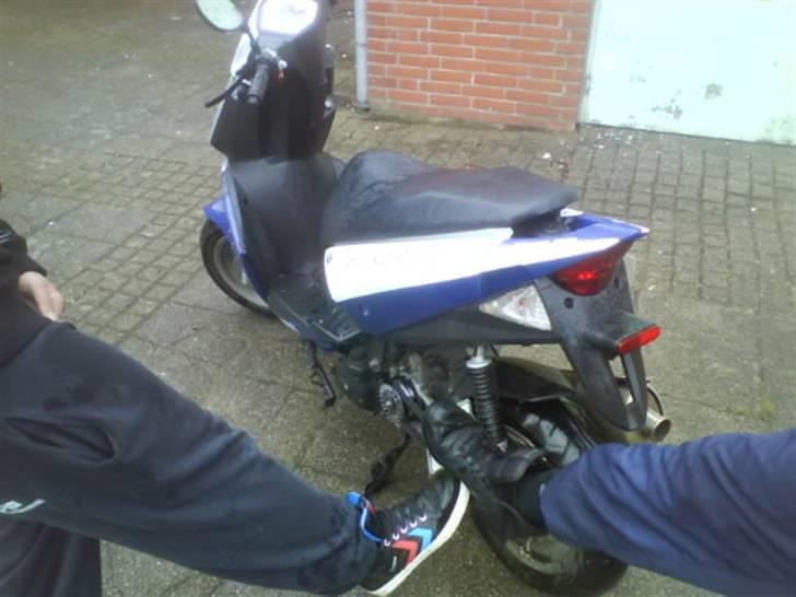 Generic XOR billede 5