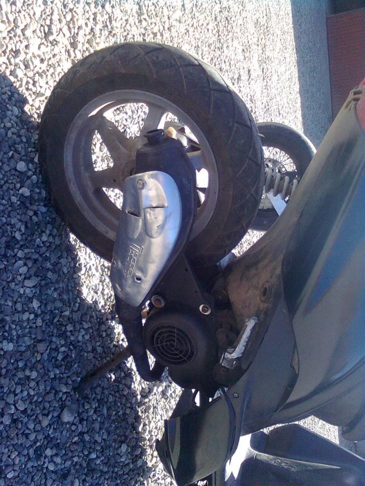 Yamaha jog r  (Solgt) billede 20