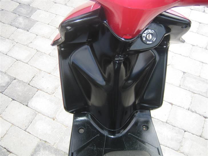 Yamaha Jog R (SOLGT)  billede 7