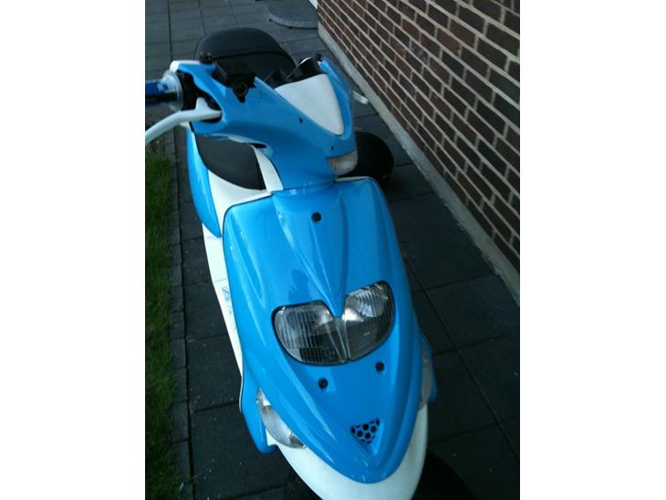 {{currentPhoto.altText}} billede {{currentPhoto.number}}