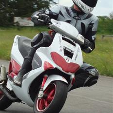 Gilera New Runner SP (Solgt)