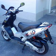 Kymco super 9 solgt
