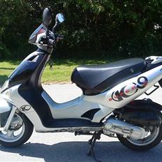 Kymco super 9 solgt